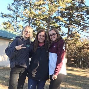 Meet your Posher, Kayla